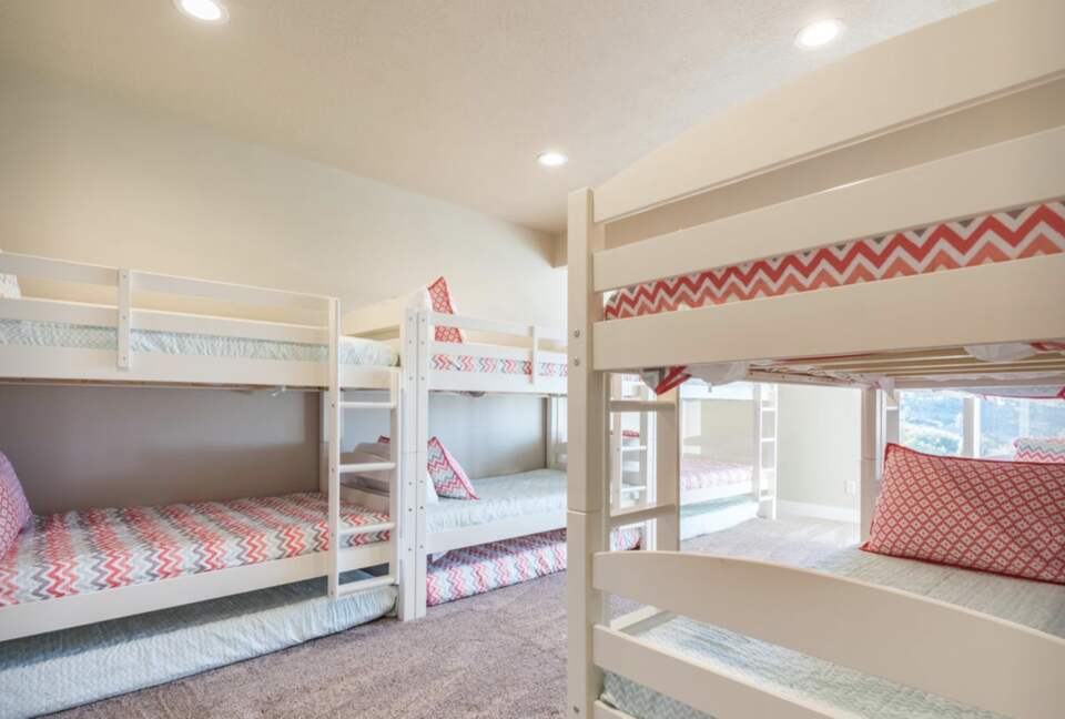 Bear Lake Luxury Lodge - Garden City, Utah