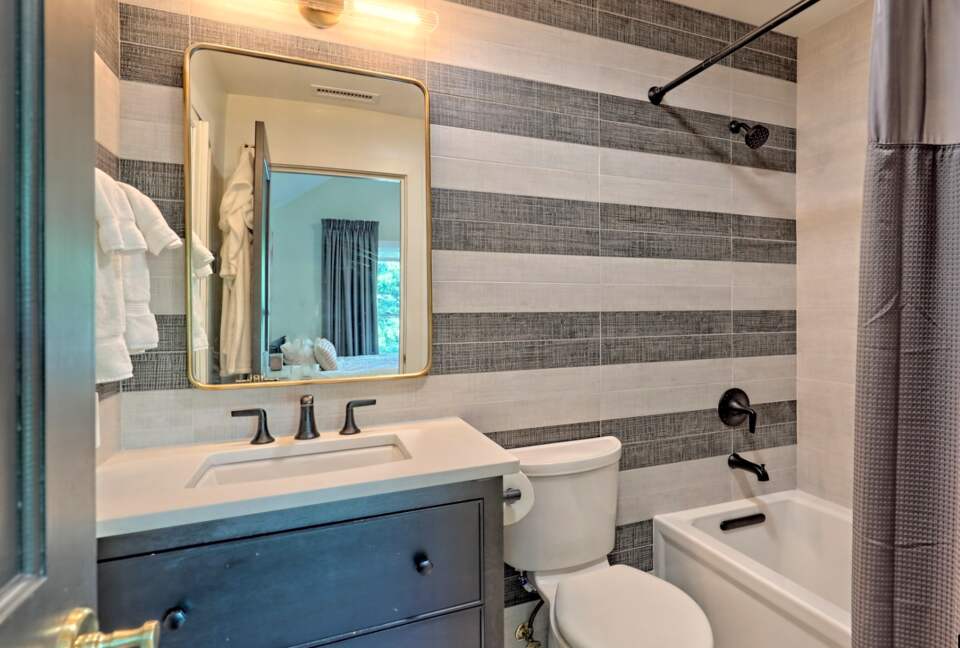 Resort-Style Lake Living on Chatuge - Hayesville, North Carolina