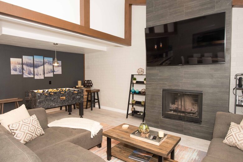Park City Paradise | with hot tub, indoor sauna, & walking distance of lifts - Park City, Utah