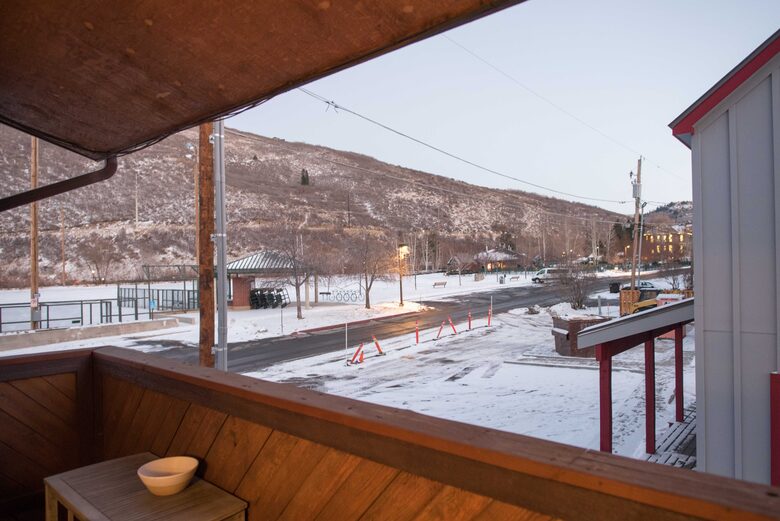 Park City Paradise | with hot tub, indoor sauna, & walking distance of lifts - Park City, Utah