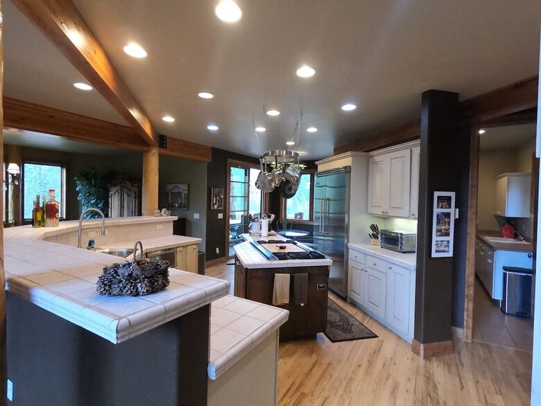 Mountain Home on Trout Creek Ranch - Woodland Park, Colorado