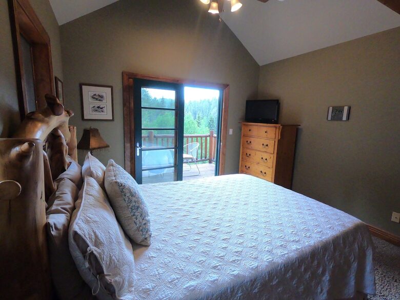 Mountain Home on Trout Creek Ranch - Woodland Park, Colorado