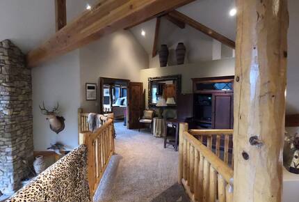 Mountain Home on Trout Creek Ranch - Woodland Park, Colorado