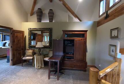 Mountain Home on Trout Creek Ranch - Woodland Park, Colorado