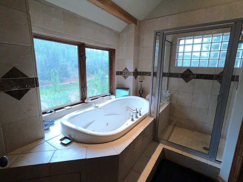 Mountain Home on Trout Creek Ranch - Woodland Park, Colorado