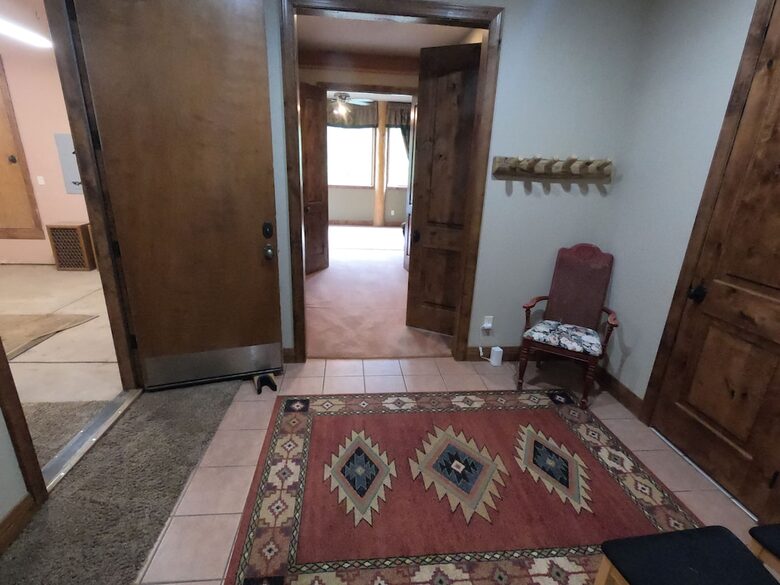 Mountain Home on Trout Creek Ranch - Woodland Park, Colorado