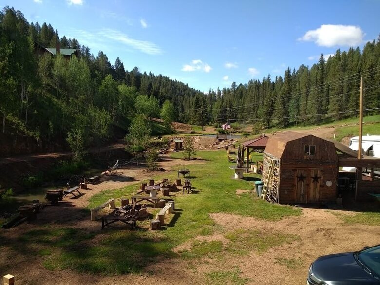 Mountain Home on Trout Creek Ranch - Woodland Park, Colorado