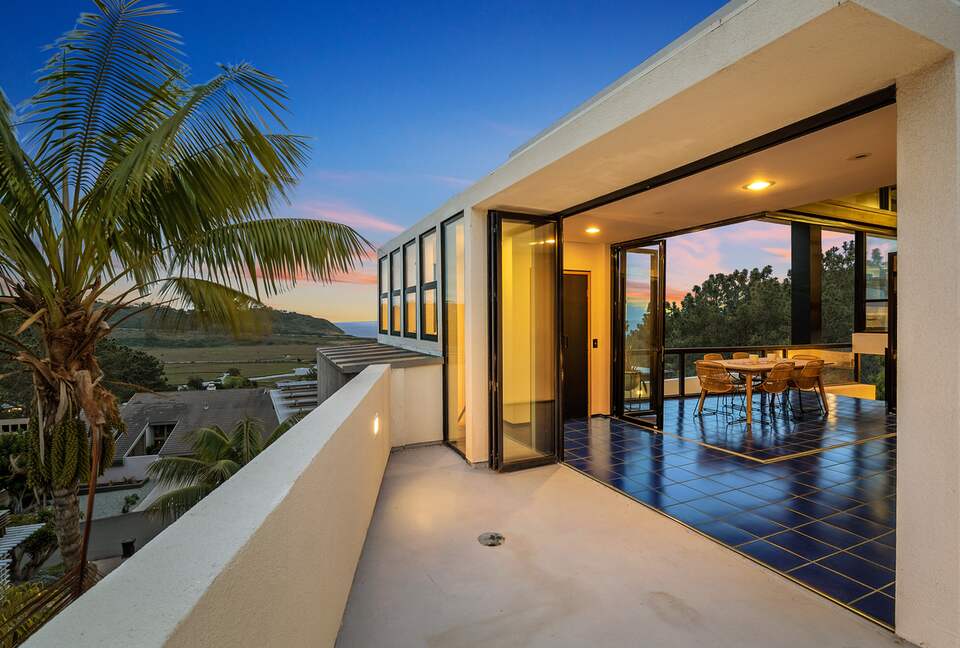 Del Mar Coastal Contemporary Masterpiece - Del Mar, California