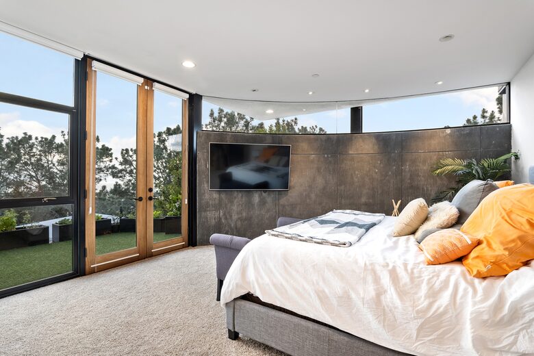 Del Mar Coastal Contemporary Masterpiece - Del Mar, California