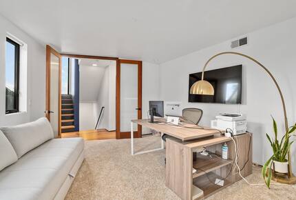 Del Mar Coastal Contemporary Masterpiece - Del Mar, California