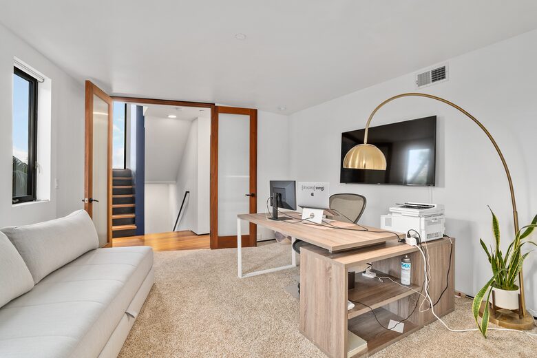 Del Mar Coastal Contemporary Masterpiece - Del Mar, California