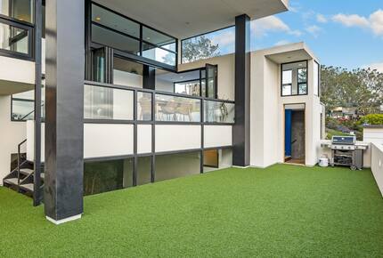 Del Mar Coastal Contemporary Masterpiece - Del Mar, California