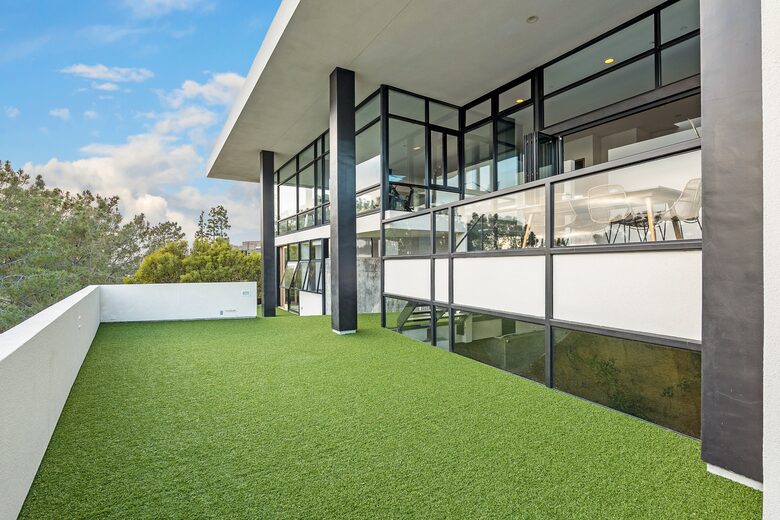 Del Mar Coastal Contemporary Masterpiece - Del Mar, California