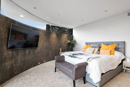 Del Mar Coastal Contemporary Masterpiece - Del Mar, California