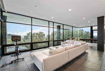 Del Mar Coastal Contemporary Masterpiece - Del Mar, California