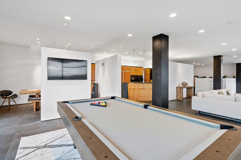 Del Mar Coastal Contemporary Masterpiece - Del Mar, California