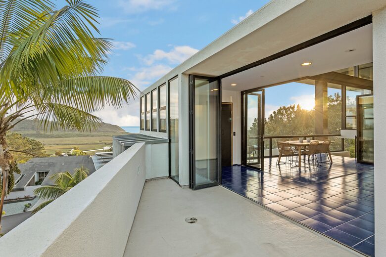 Del Mar Coastal Contemporary Masterpiece - Del Mar, California