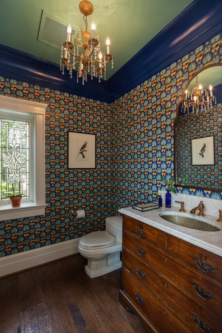 Powder room