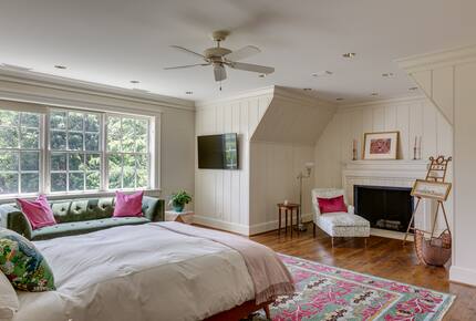 Second floor bedroom 1