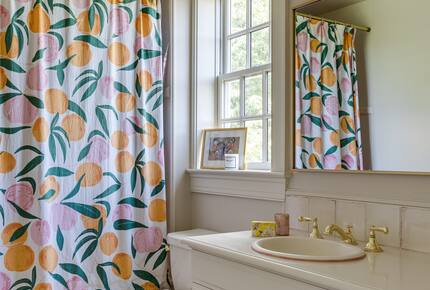 Bath for 3rd bedroom