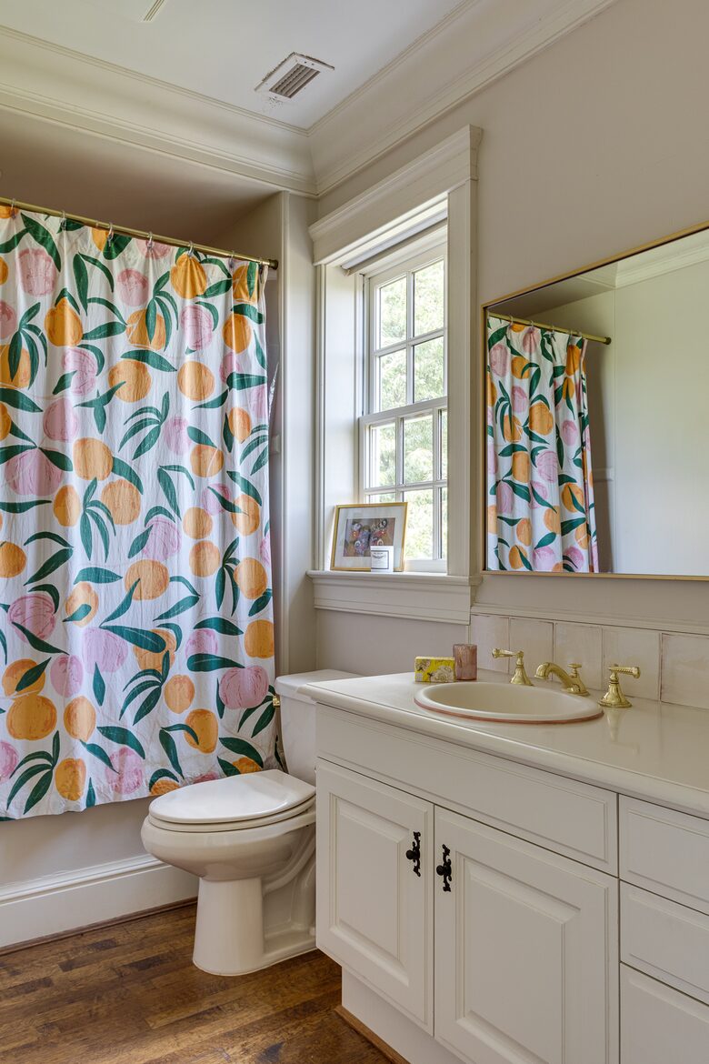 Bath for 3rd bedroom