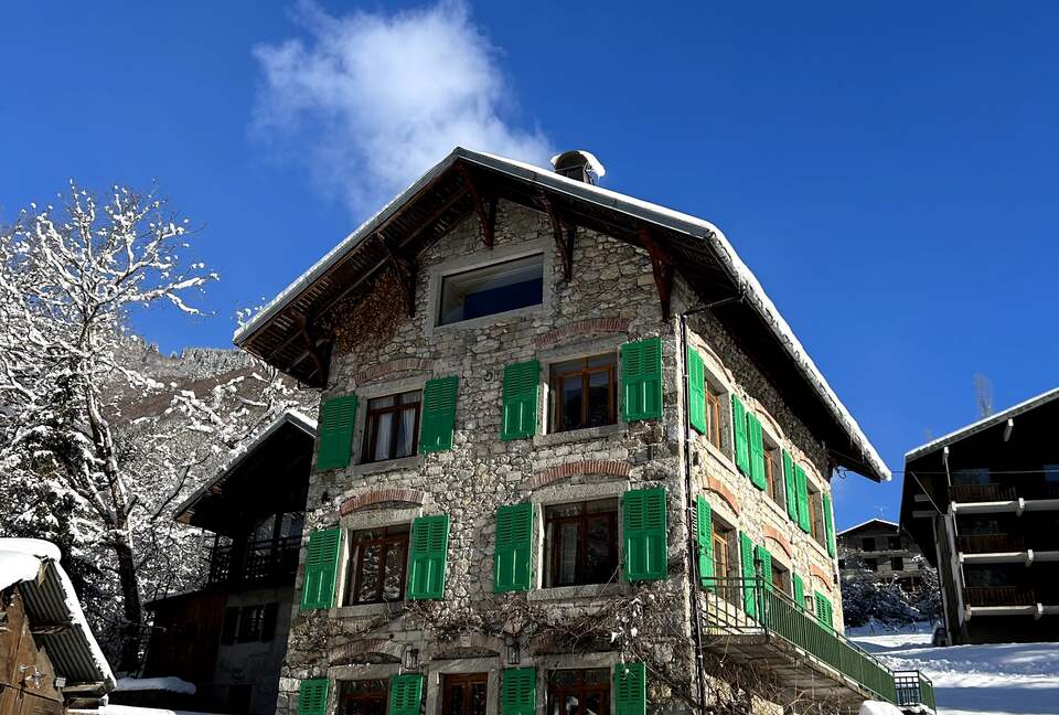 The Front Door | Luxury Chalet in the heart of Portes Du Soleil - Saint-Jean-d'Aulps, France
