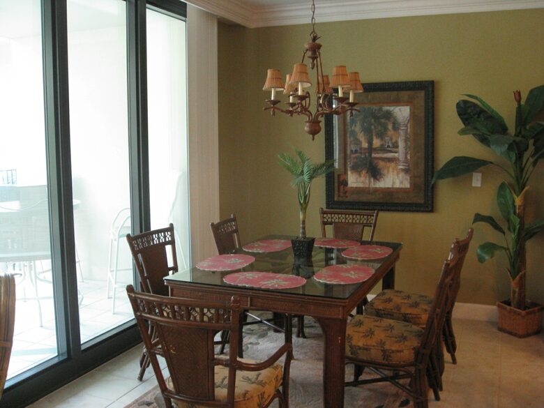 Phoenix on the Bay Luxury - Orange Beach, Alabama