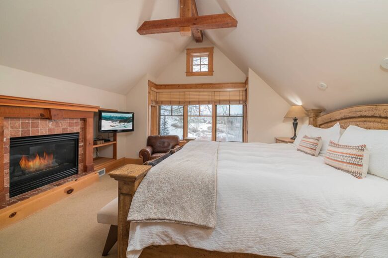 Mountain Getaway on the Telluride Golf Course - Mountain Village, Colorado