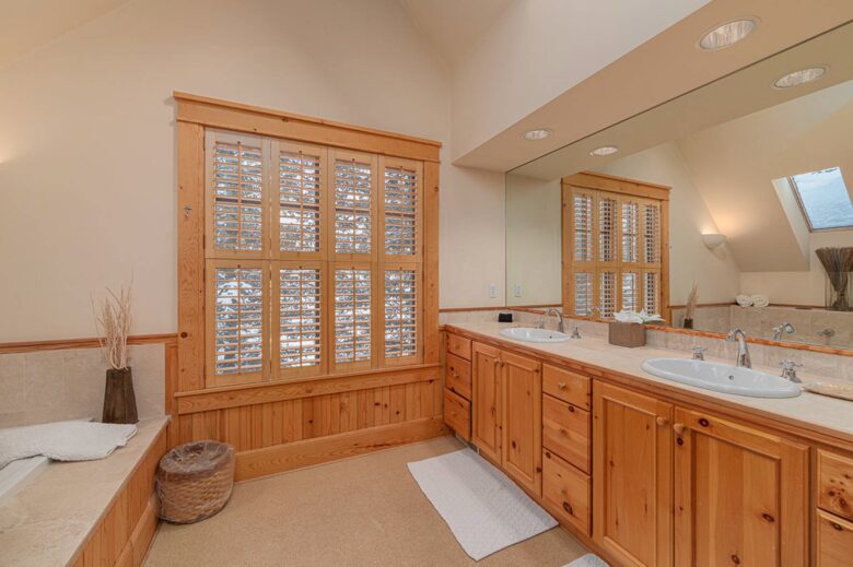 Mountain Getaway on the Telluride Golf Course - Mountain Village, Colorado