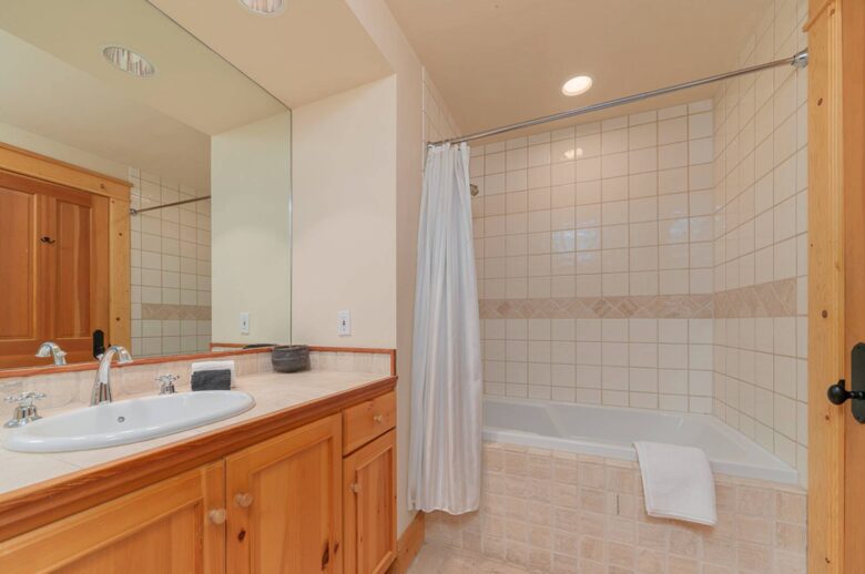 Mountain Getaway on the Telluride Golf Course - Mountain Village, Colorado