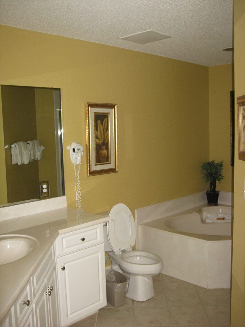 Phoenix on the Bay Luxury - Orange Beach, Alabama