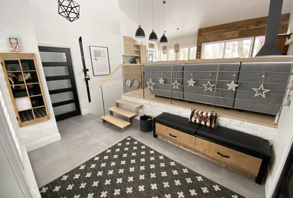 Near Old Quebec City: cozy ski-in ski-out chalet - Stoneham, Canada