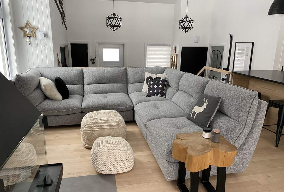 Near Old Quebec City: cozy ski-in ski-out chalet - Stoneham, Canada