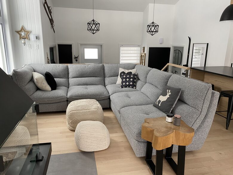 Near Old Quebec City: cozy ski-in ski-out chalet - Stoneham, Canada