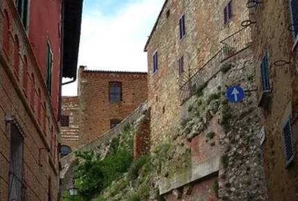 Tuscan Retreat - Montepulciano, Italy