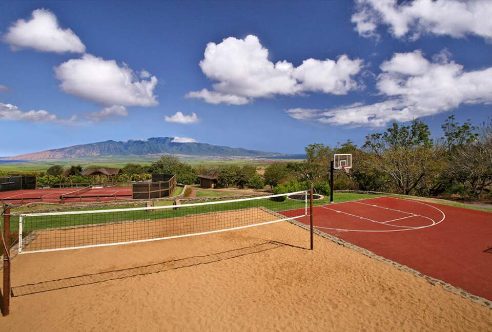 Upcountry Maui Estate with Tennis Court - Kula, Hawaii