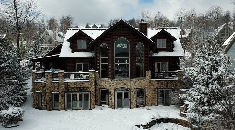 Luxury Log Home at 4 season Wisp Resort (ski-in/ski-out with Deep Creek Lake views; includes also private dock access) - McHenry, Maryland