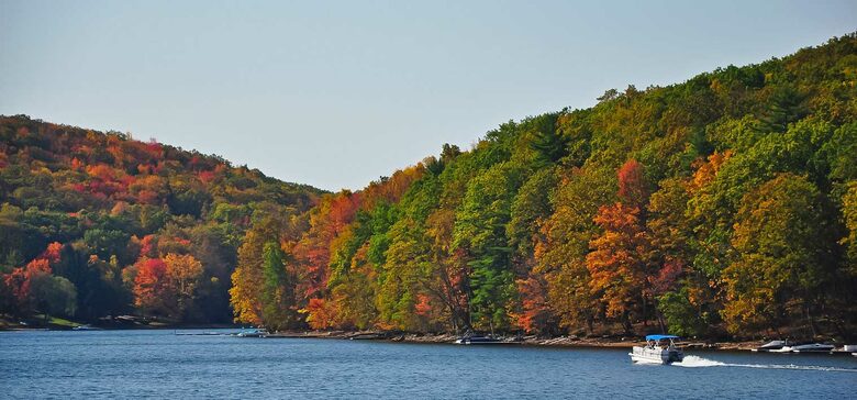 Luxury Log Home at 4 season Wisp Resort (ski-in/ski-out with Deep Creek Lake views; includes also private dock access) - McHenry, Maryland