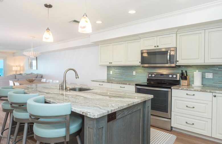 Heavenly Beachfront Hideaway - Placida, Florida