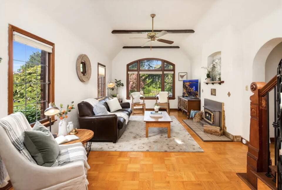 Charming Abode with Ocean Views - Seattle, Washington