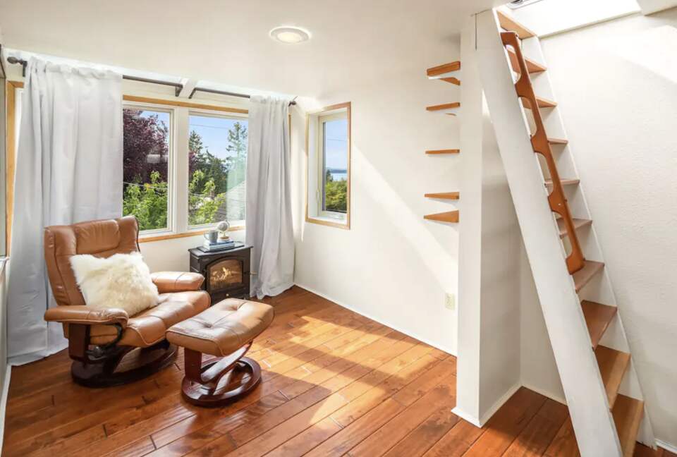 Charming Abode with Ocean Views - Seattle, Washington