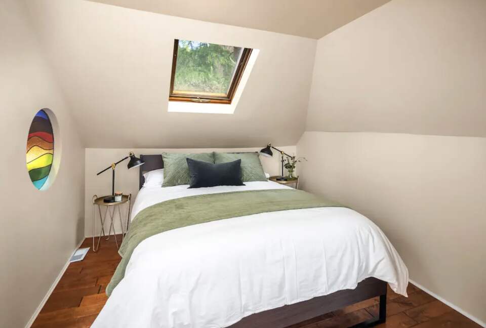 Charming Abode with Ocean Views - Seattle, Washington