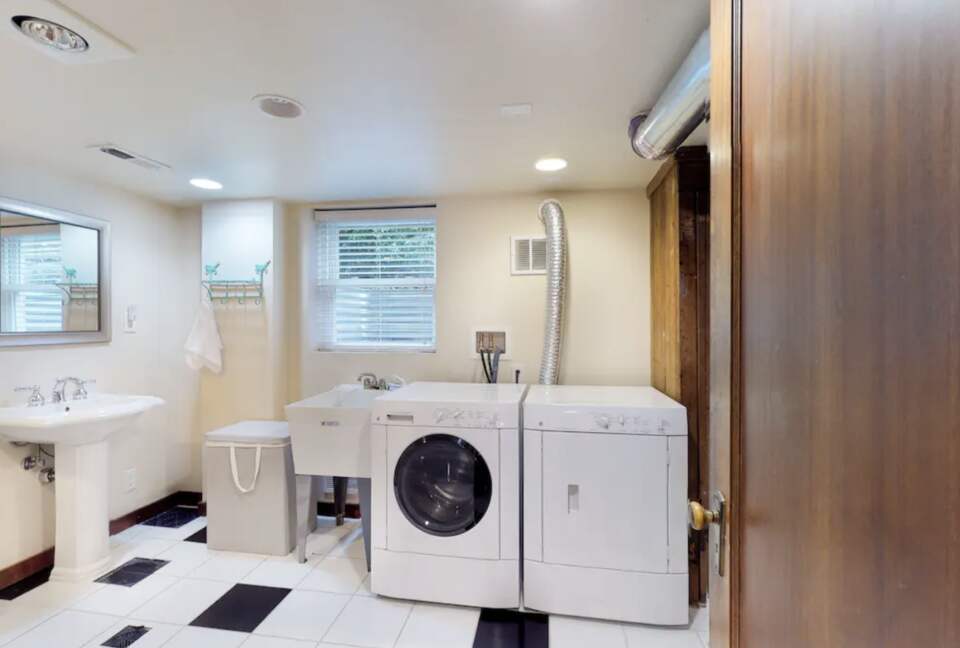 Charming Abode with Ocean Views - Seattle, Washington