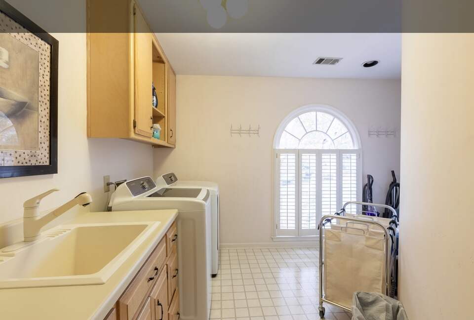 Elegant and Spacious Georgia Home - Roswell, Georgia