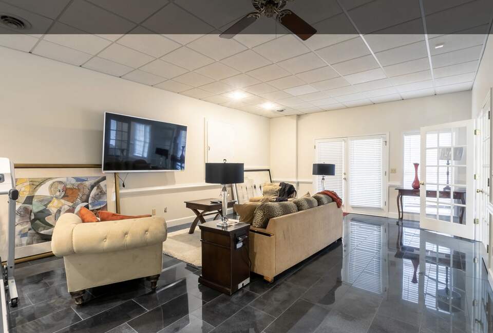 Elegant and Spacious Georgia Home - Roswell, Georgia