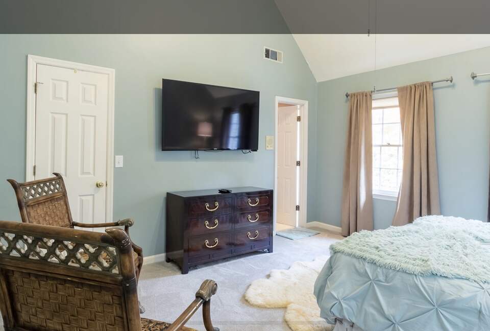 Elegant and Spacious Georgia Home - Roswell, Georgia