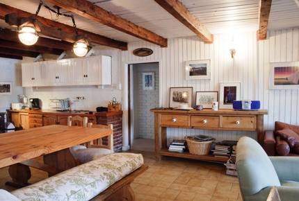 Gorgeous 880 Acre Argentina Ranch - Villa Lago Rivadavia, Argentina