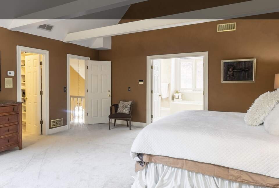 Elegant and Spacious Georgia Home - Roswell, Georgia