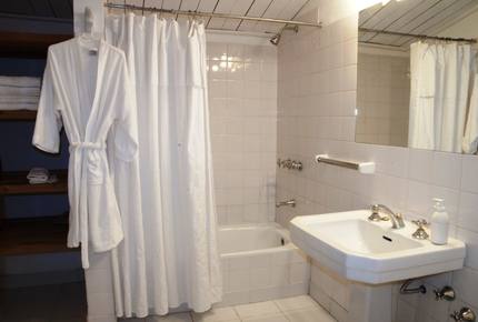 Gorgeous 880 Acre Argentina Ranch - Villa Lago Rivadavia, Argentina