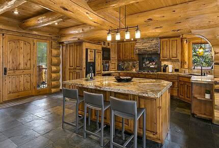 Larkspur Lodge in Suncadia Resort - Cle Elum, Washington